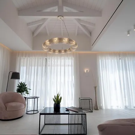 Rr Epavlis Villa Kommeno (Corfu)